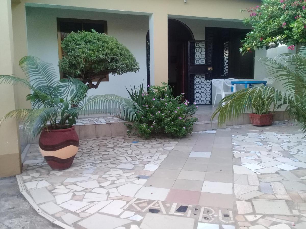 El Hope Lodge Daressalam Exterior foto